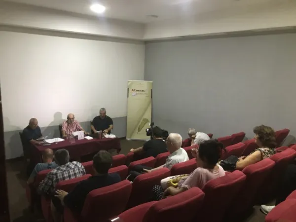 Zvorničani uživali u književnoj večeri sa Milanom R. Simićem