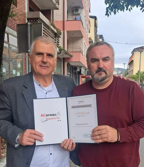 Intervju sa Đorđijem Bojanićem, autorom nagrađene zbirke prozno-poetskih radova pod nazivom ” ISPISAN KRUGOM RIJEKE I PTICE NALAZIM PRASLIKU SVOJE DUŠE”
