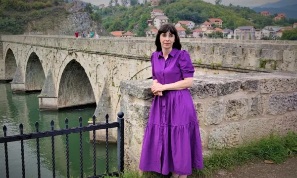 Intervju sa Jadrankom Milenković, autorkom zbirke priča ”LICE GOSPODINA SA KIŠOBRANOM”