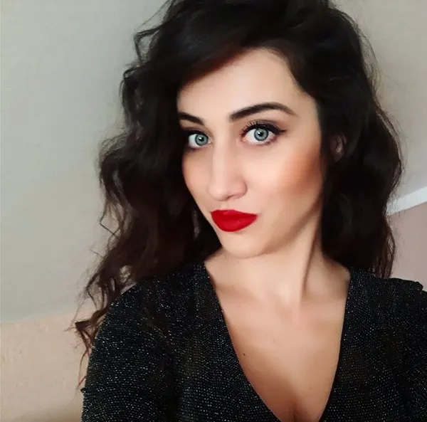 Nevena Milosavljević: Treba biti dostojan potomak, boriti se obrazovanjem, verom i lepotom reči