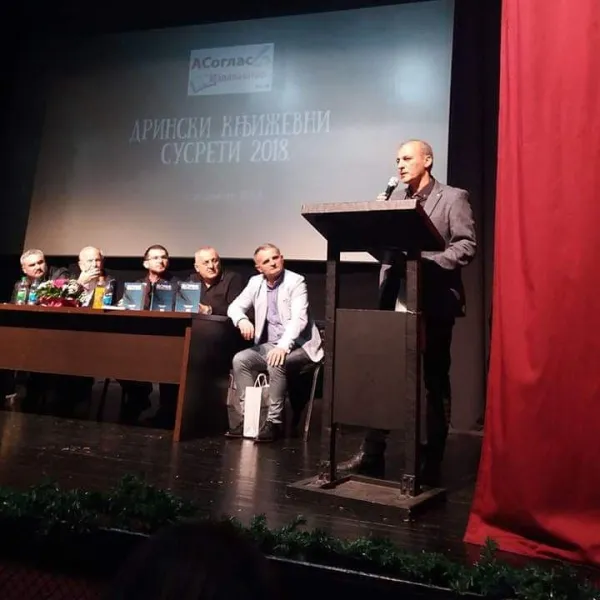 Željko Nestorović: Svaka knjiga i svaki stih su svijet za sebe