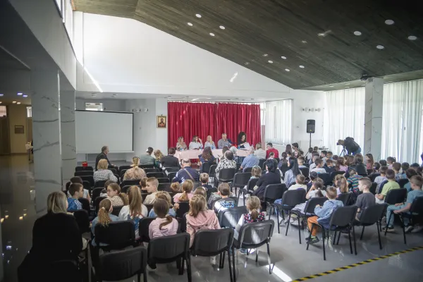 ODRŽANA ZAVRŠNA MANIFESTACIJA „DANI STVARALAŠTVA ZA DJECU“