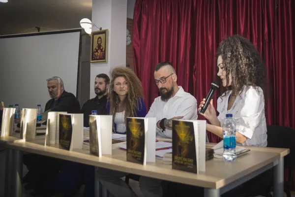 Predstavljene knjige “Terapija Teslom” i “Zver sam bio – jagnje me dotaklo”