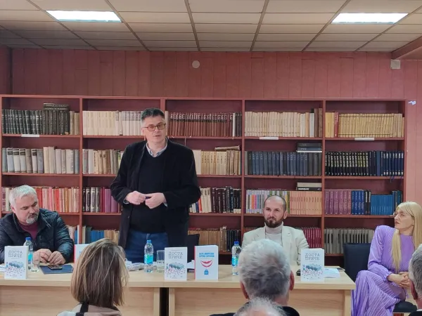 Bratunac: Završna manifestacija uz promociju knjiga “Bauk aforizma kruži Evropom” i “Dosta priče” Aleksandra Čotrića